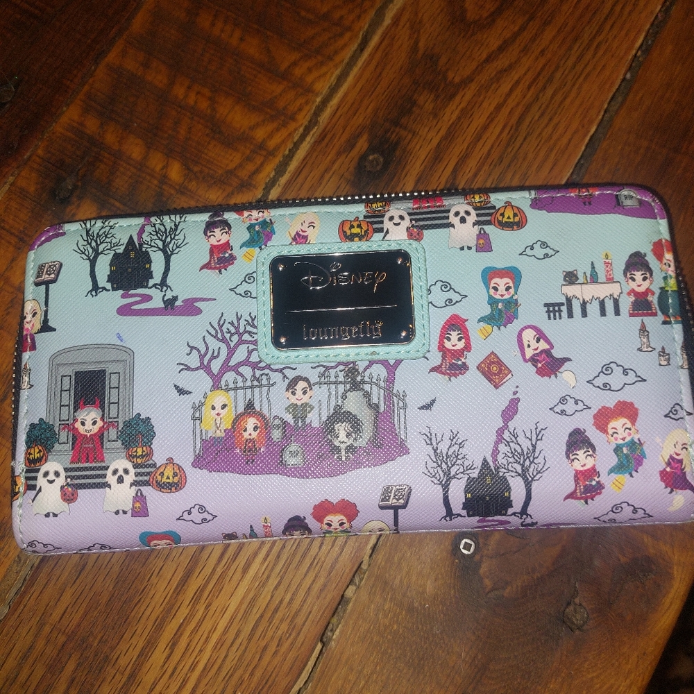 Disney Loungefly Hocus Pocus wallet